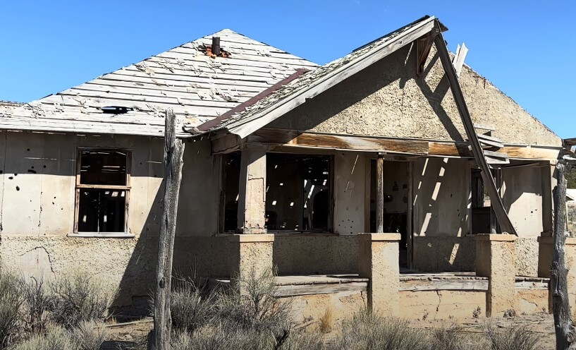 Old house in Widtsoe Ghost Town