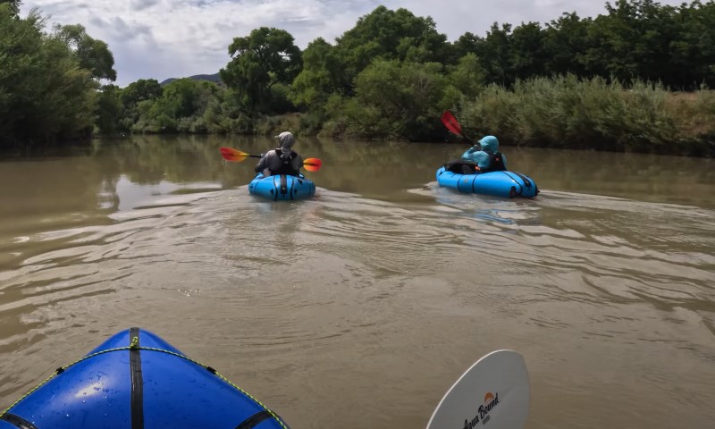 Two persons kayaking on Verde River